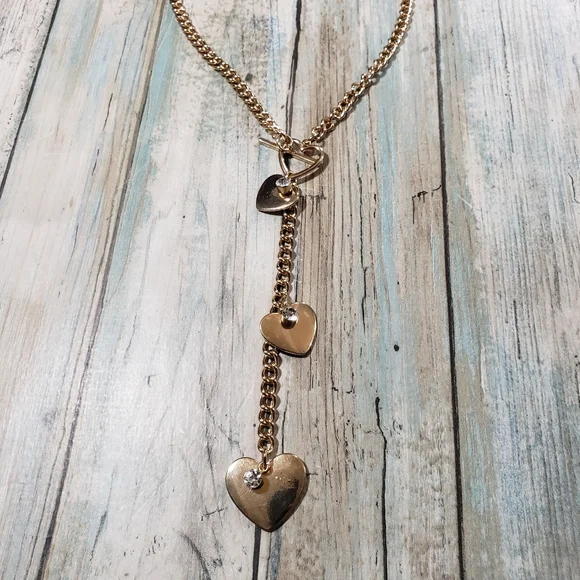 Gold Hearts Necklace Set. - Picture 2 of 9